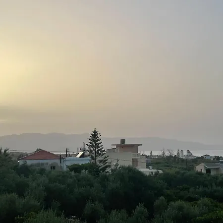 Momentum με θέα,πισίνα, ανεξάρτητοι χώροι