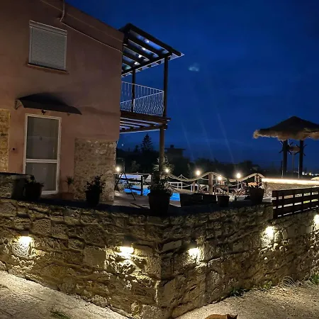 Villa Momentum με θέα,πισίνα, ανεξάρτητοι χώροι